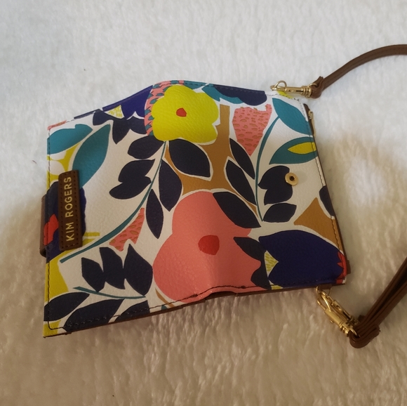 New Without Tags (NWOT) wallet wristlet crossbody bag, featuring a vibrant, mult - Picture 4 of 12